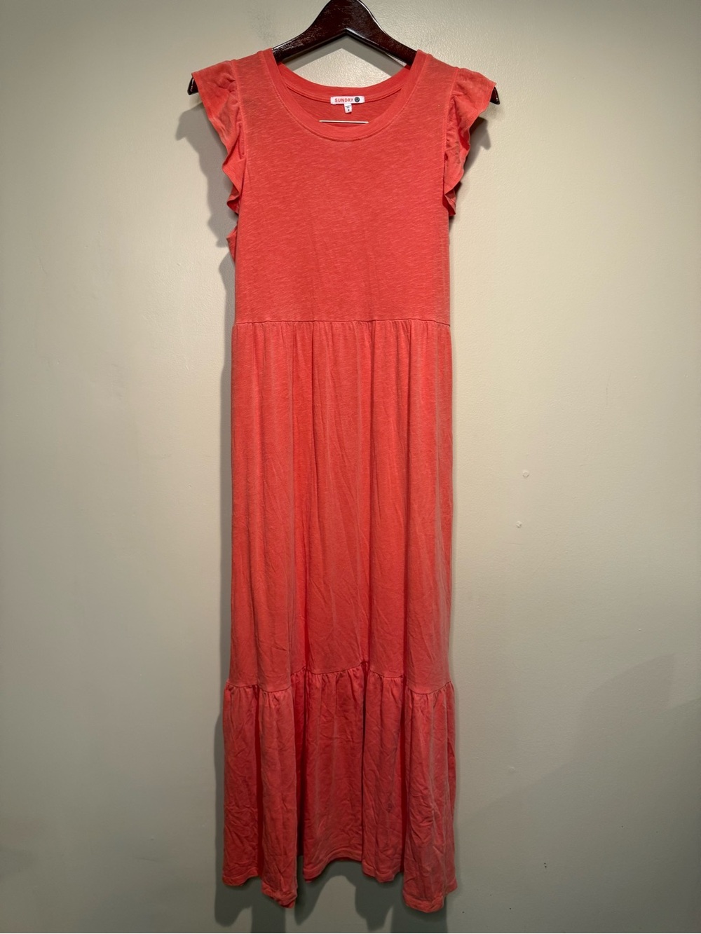 Sundry Tiered T-shirt Maxi Dress size 2 or medium in coral